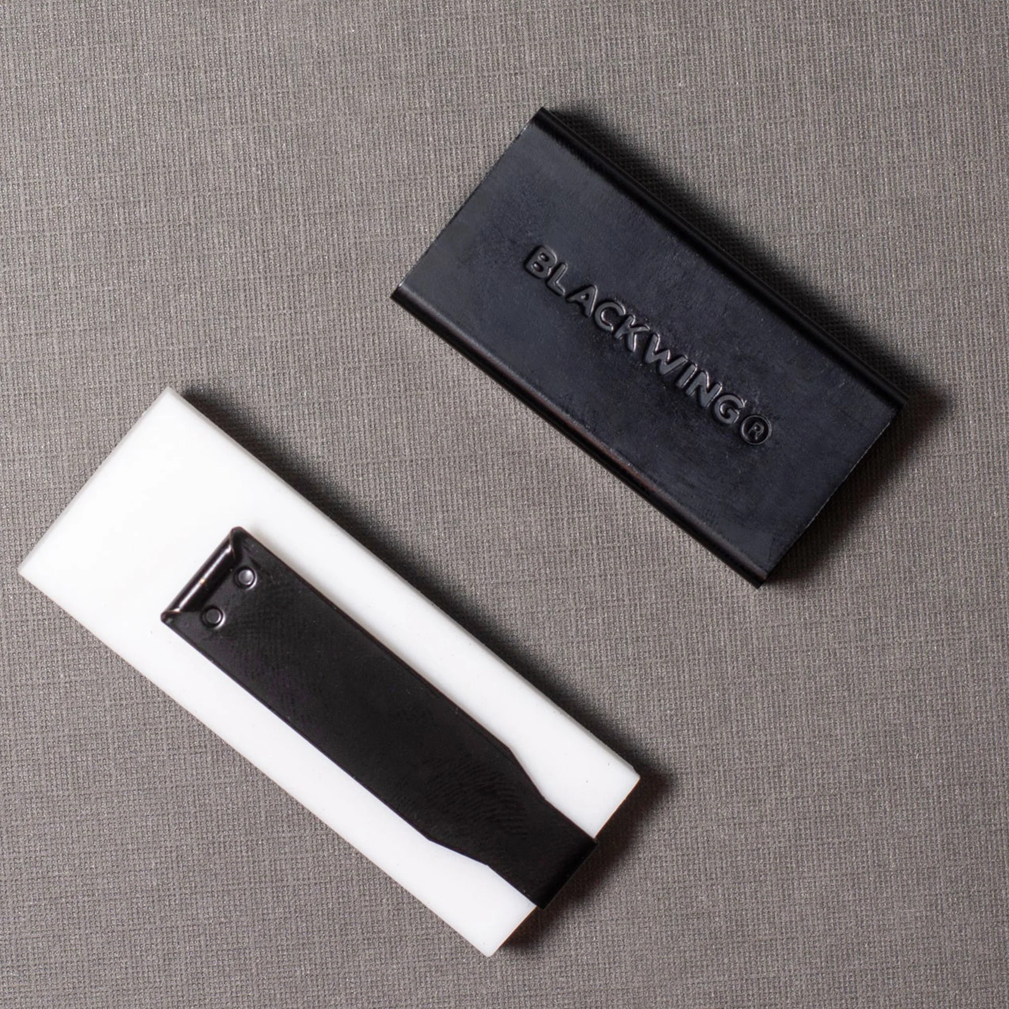 BLACKWING SOFT HANDHELD ERASER + HOLDER- BLACK - Image 3