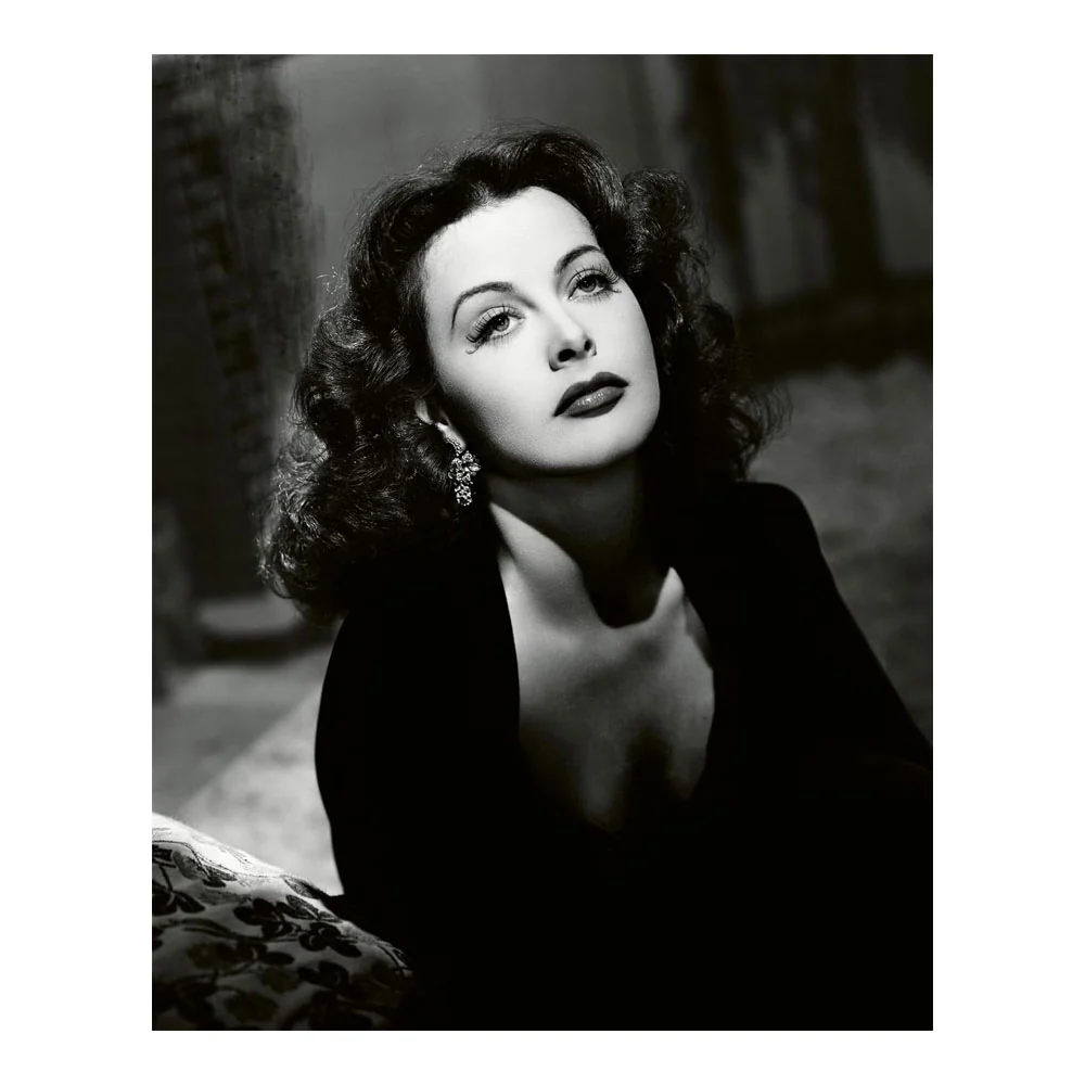 FABULOUS FACES OF CLASSIC HOLLYWOOD - Image 4