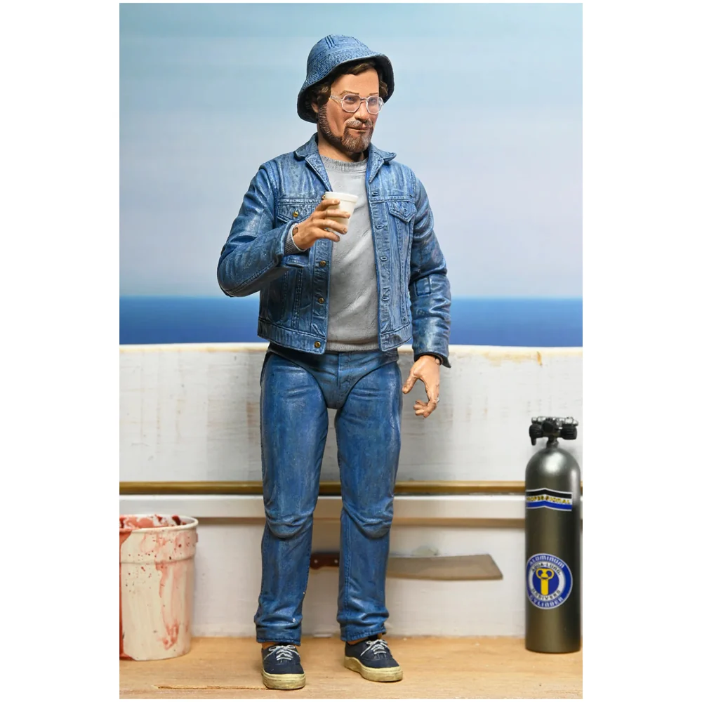 JAWS - 7 in Scale Action Figure – Ultimate Matt Hooper (Amity Arrival) 50th Anniversary Figure - Image 6