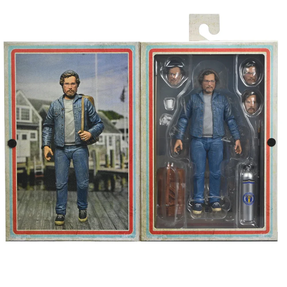 JAWS - 7 in Scale Action Figure – Ultimate Matt Hooper (Amity Arrival) 50th Anniversary Figure - Image 8