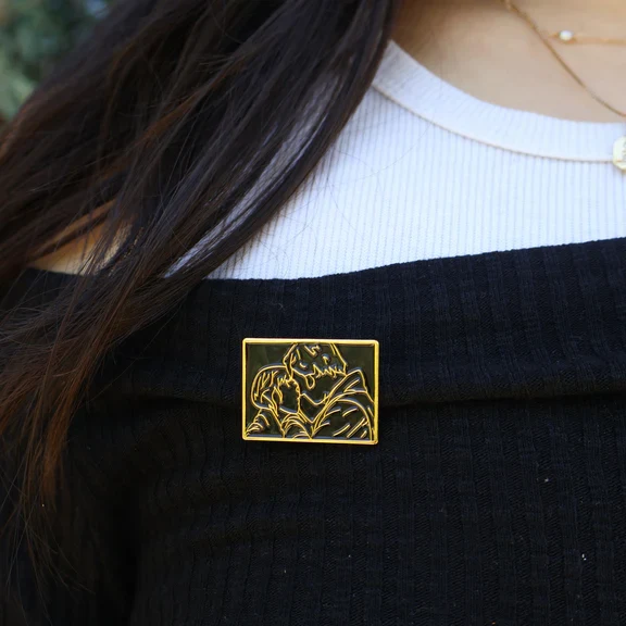 PRIDE & PREJUDICE MR. & MRS. DARCY ENAMEL PIN - Image 3